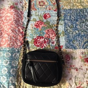 Crossbody purse